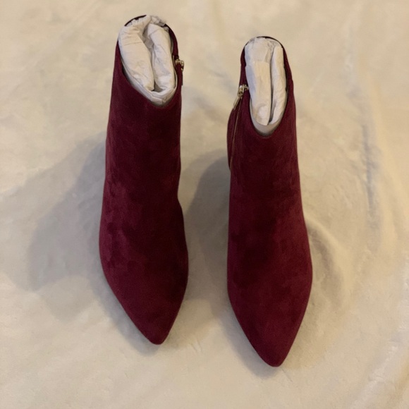 Taryn Rose "Nora Silky Suede" Fig (Purple Eggplant) Booties, Size 11! - Picture 9 of 9